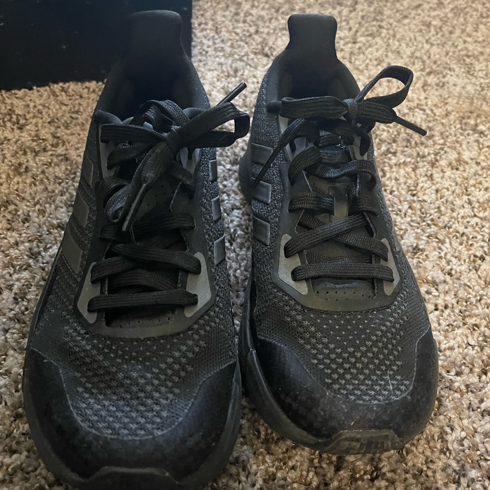 Adidas bounce running shoes!